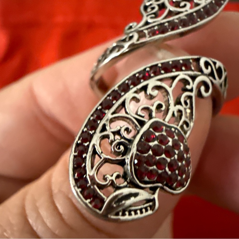 Disney Designer collection premiere series Snow White Ring - Picture 12 of 13